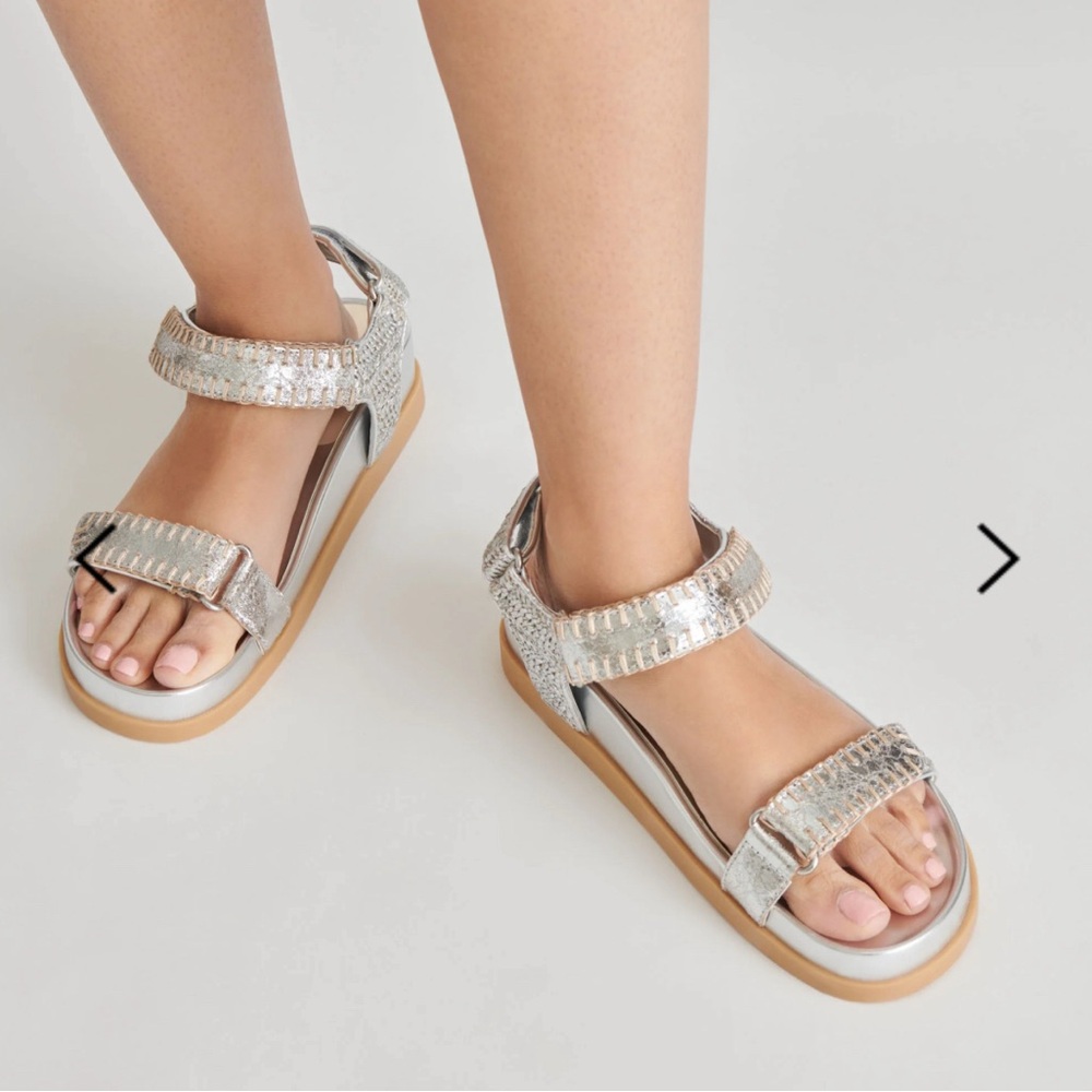 New in box Dolce Vita Senora silver knit Sandals